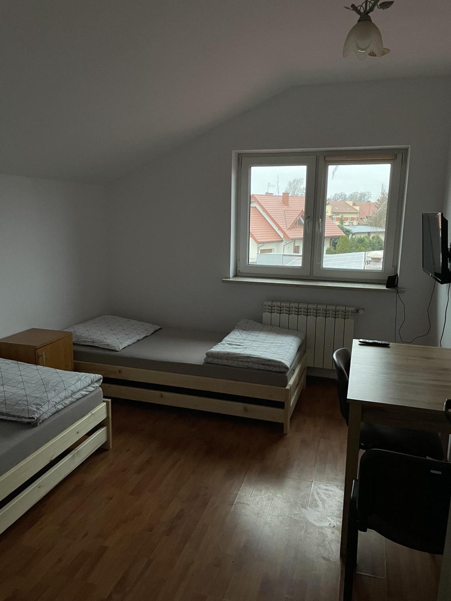Noclegi Pracownicze Lazur Ciechanow Exterior photo